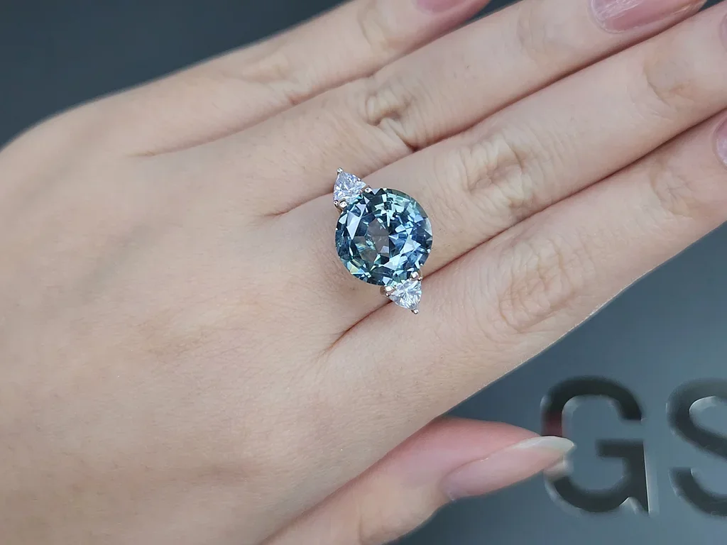 Unheated Teal sapphire in round cut 7.80 carats, Madagascar Image №5