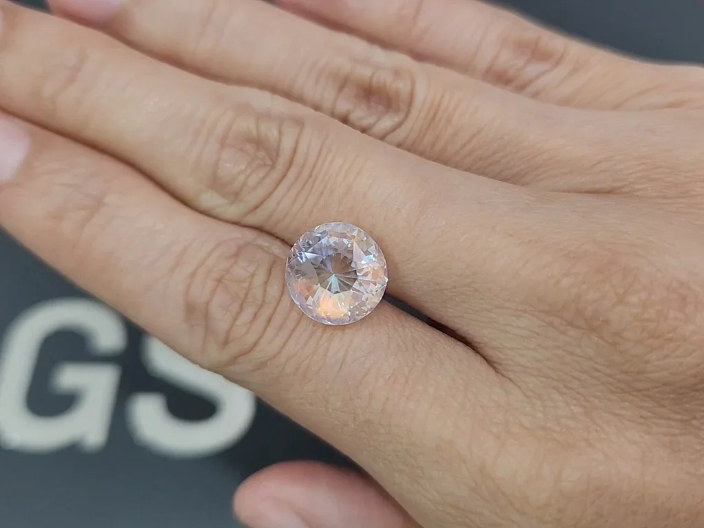 Rainbow moonstone round cut 5.74 carats, Madagascar Image №2