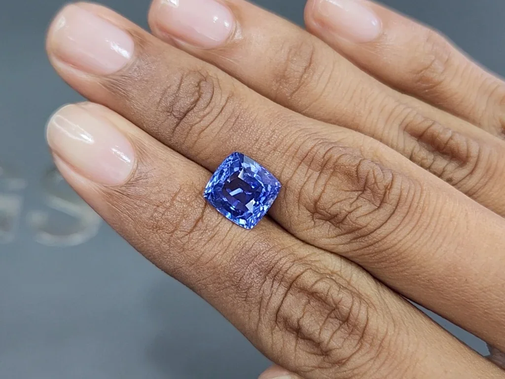 Unheated sapphire Cornflower Blue cushion cut 4.59 carats, Sri Lanka Image №2