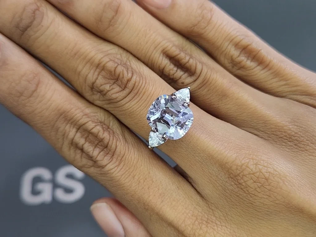 Steel Grey Vibrant spinel in cushion cut 5.84 carats, Burma  Image №5