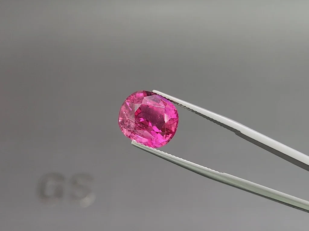 Rubellite tourmaline neon pink cushion cut 7.98 carats, Afghanistan Image №3
