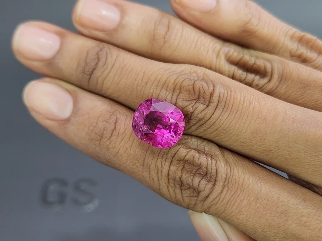 Rubellite tourmaline neon pink cushion cut 7.98 carats, Afghanistan Image №2
