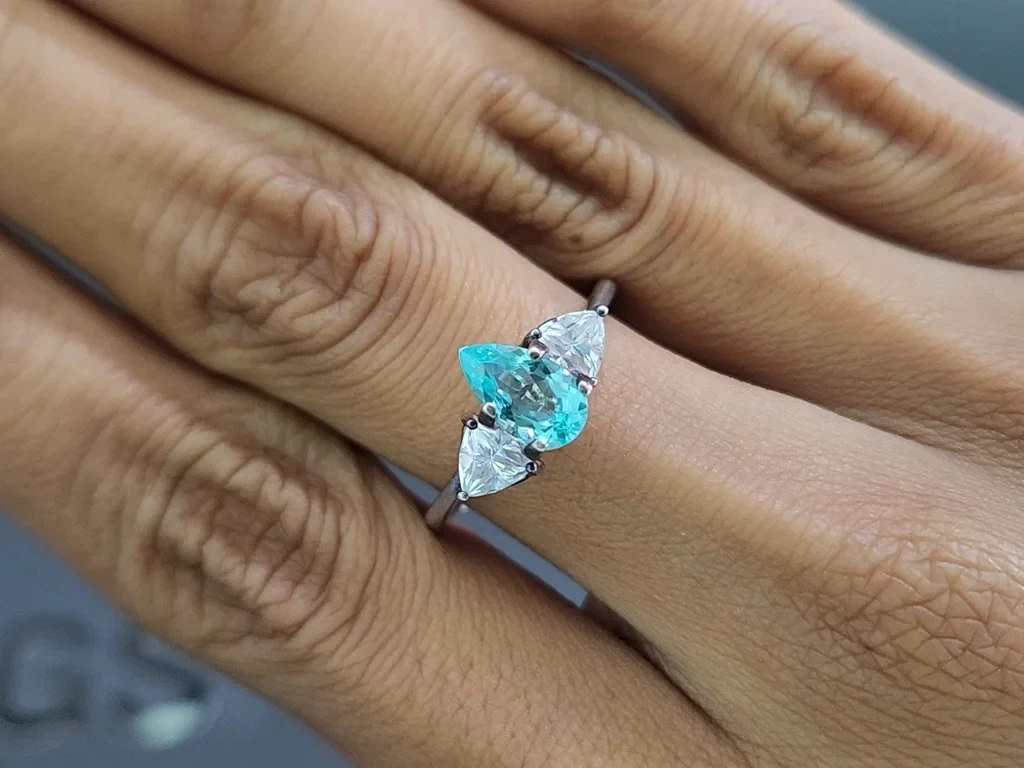 Neon Paraiba tourmaline greenish blue pear cut 0.99 carats, Mozambique Image №5