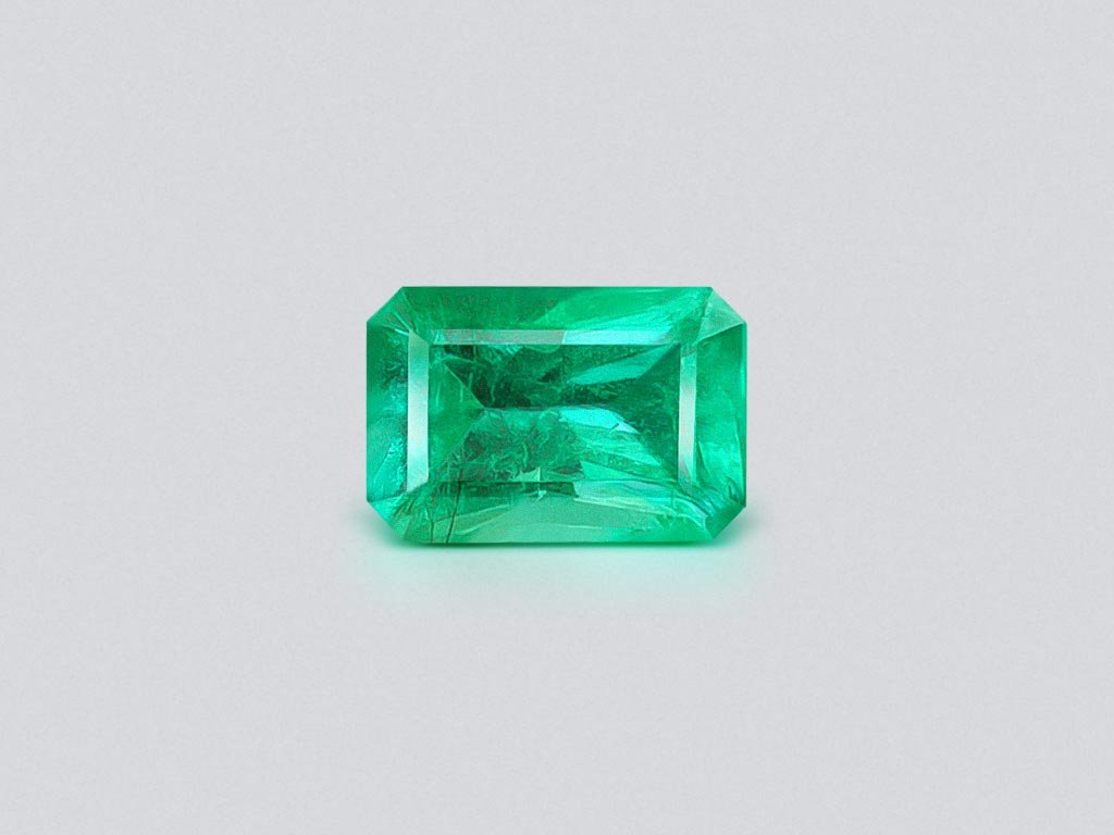 Radiant cut emerald 3.74 carats, Zambia Image №1