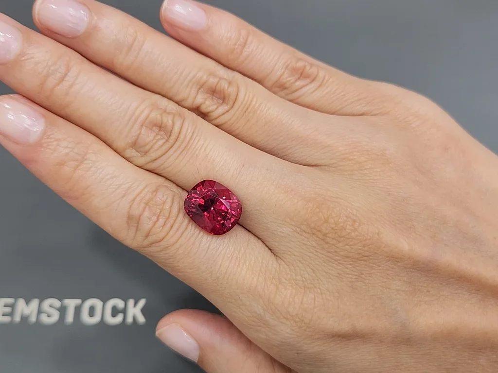 Unique Vibrant red type spinel in cushion cut  8.20 carats, Vietnam Image №2