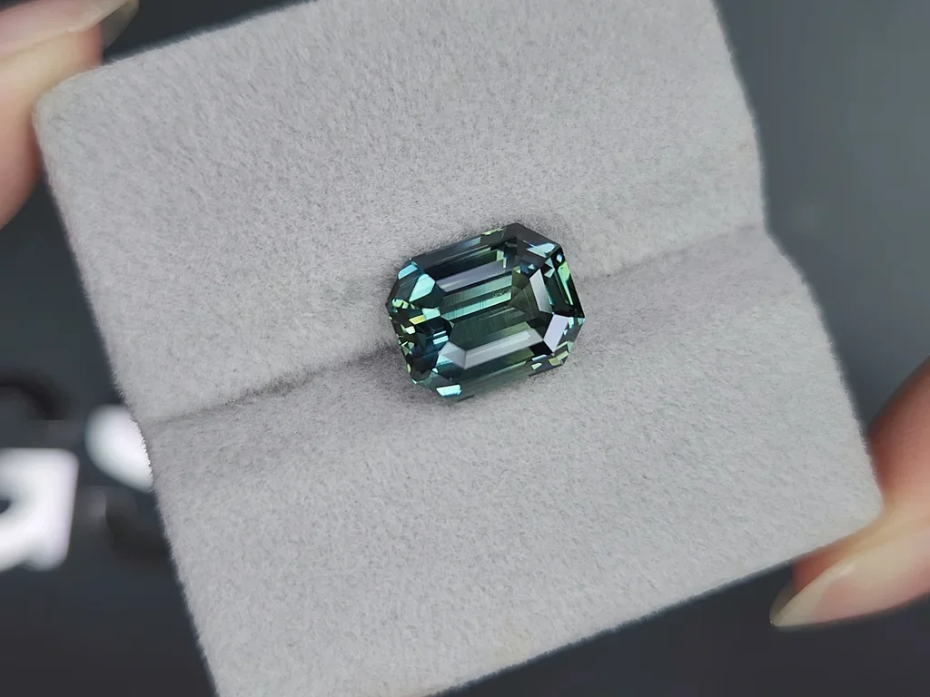 Unheated Teal sapphire in octagon 6.56 carats, Madagascar Image №4