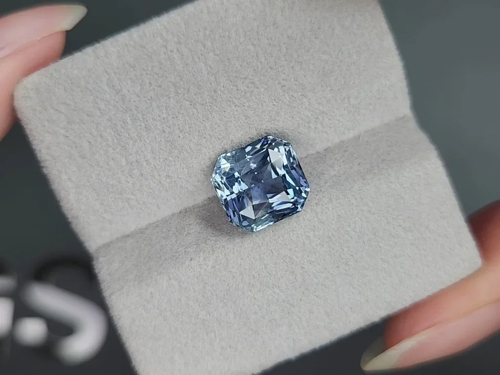 Unheated Teal sapphire in radiant cut 5.72 carats, Madagascar Image №4