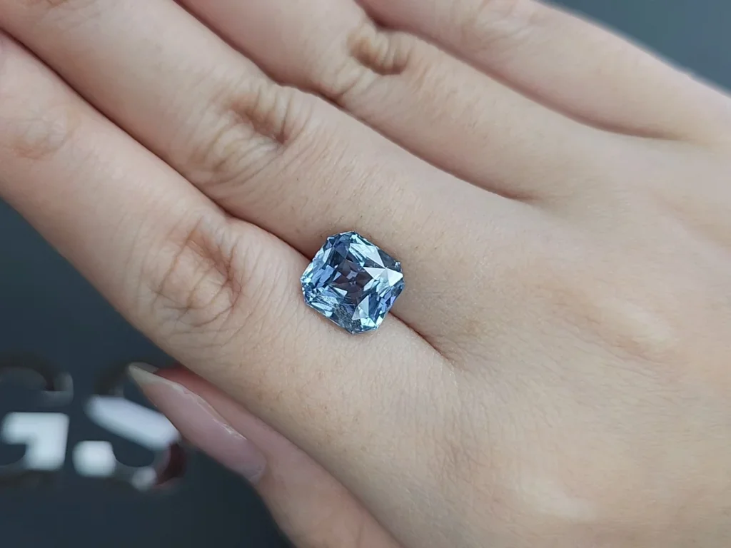 Unheated Teal sapphire in radiant cut 5.72 carats, Madagascar Image №2