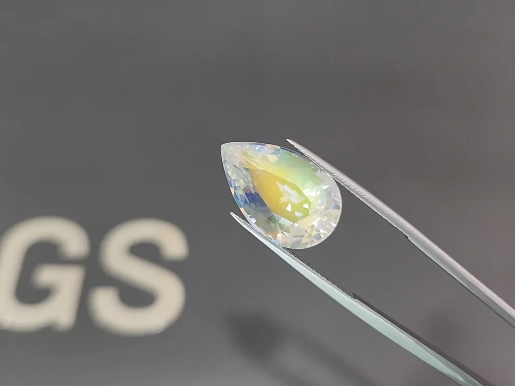 Rainbow moonstone pear cut 10.36 carats, Madagascar Image №3