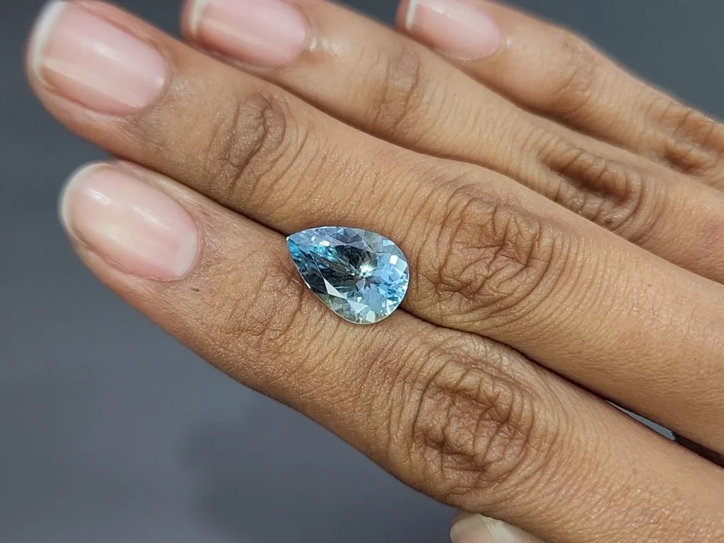 Aquamarine pear cut 4.23 carats, Madagascar Image №2