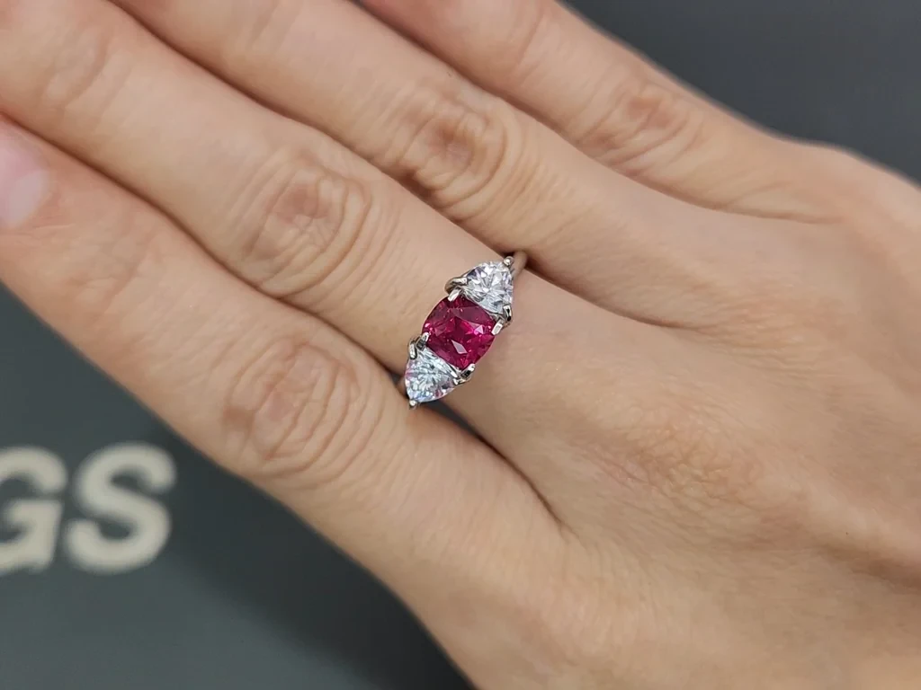 Unheated ruby Pigeon blood cushion cut 1.53 carats, Tanzania  Image №5