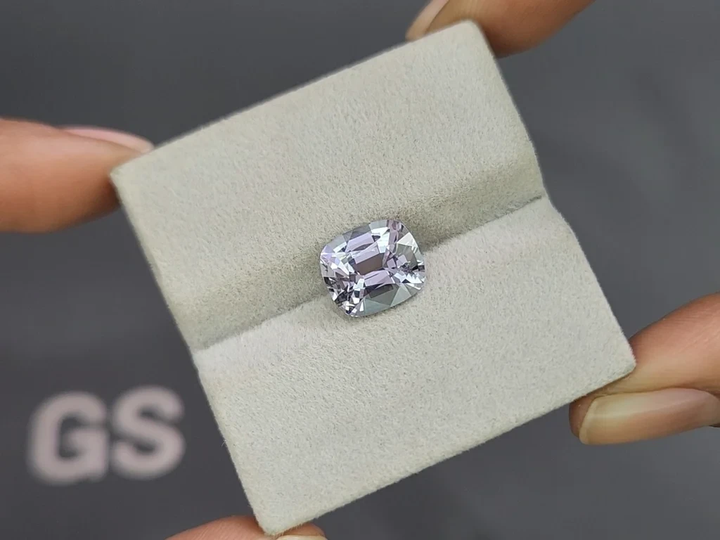 Steel Grey Vibrant spinel in cushion cut 4.24 carats, Burma  Image №4