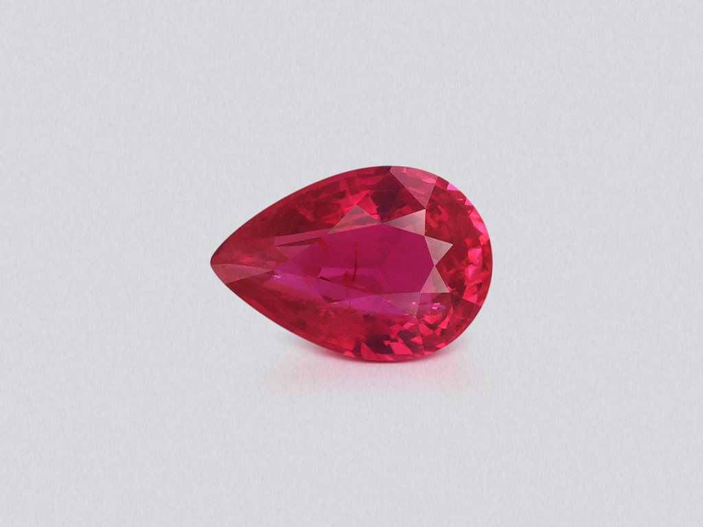 Unheated Intense Red ruby in pear cut 1.57 carats, Mozambique Image №1
