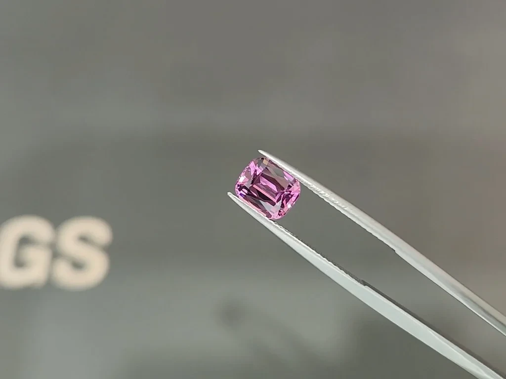 Garnet Malaya cushion cut 1.92 carats, Tanzania  Image №3