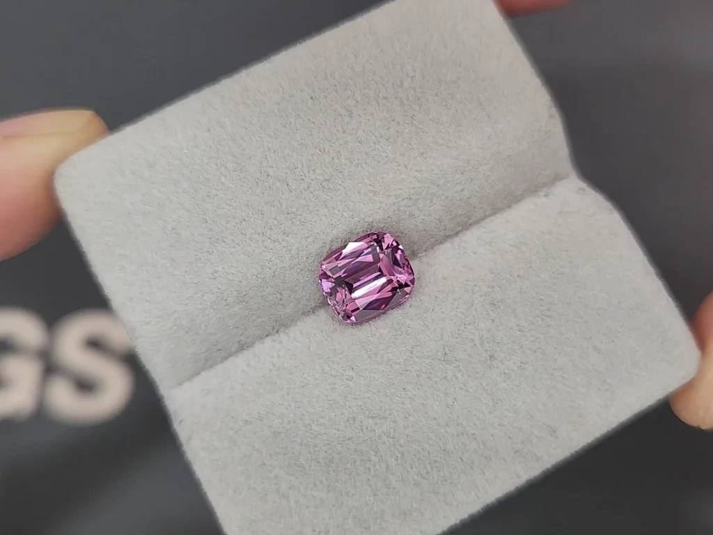 Garnet Malaya cushion cut 1.92 carats, Tanzania  Image №4