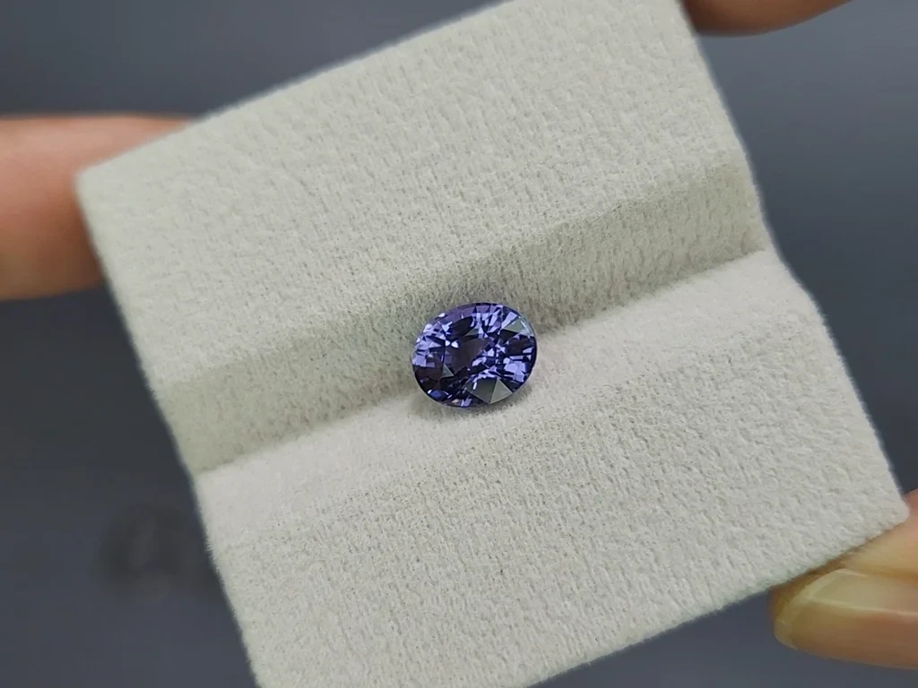 Cobalt spinel Vibrant oval cut 2.04 carats, Sri Lanka Image №4