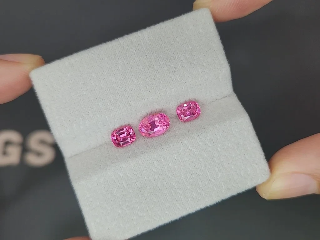 Set of Vivid Pink Mahenge spinel cushion and oval cuts 2.28 carats, Tanzania Image №3