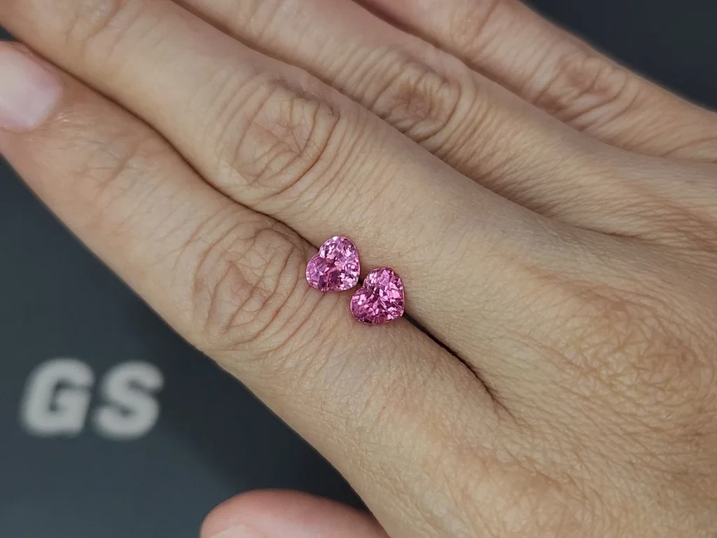 Pink spinel heart shape 1,96 carats, Tanzania Image №2
