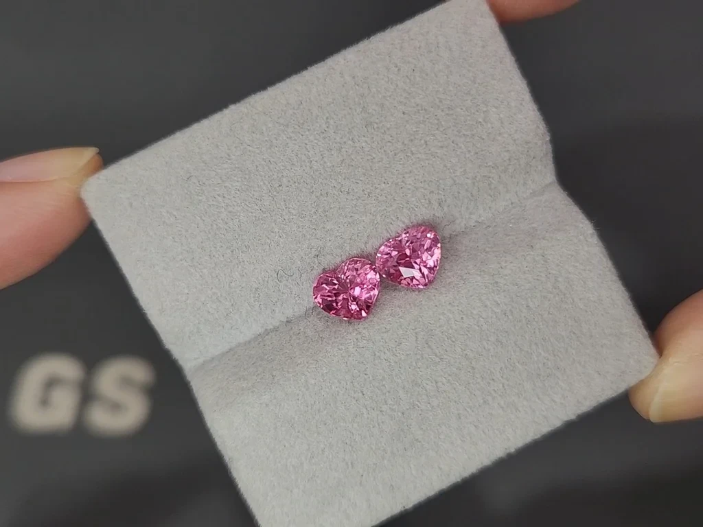 Pink spinel heart shape 1,96 carats, Tanzania Image №4