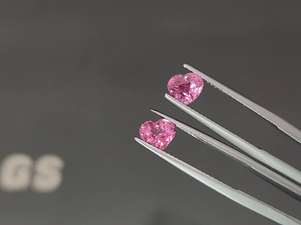 Pink spinel heart shape 1,96 carats, Tanzania Image №3