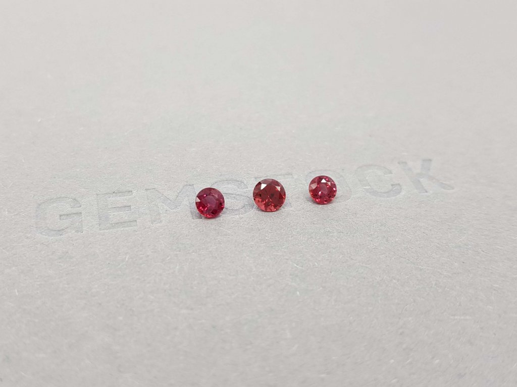 Set of bright red round cut spinel 0.68 ct Image №2