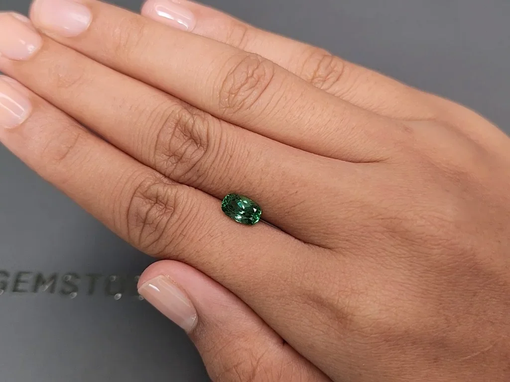 Neon-green tourmaline Paraiba 1.30 carats in cushion cut, Brazil  Image №2