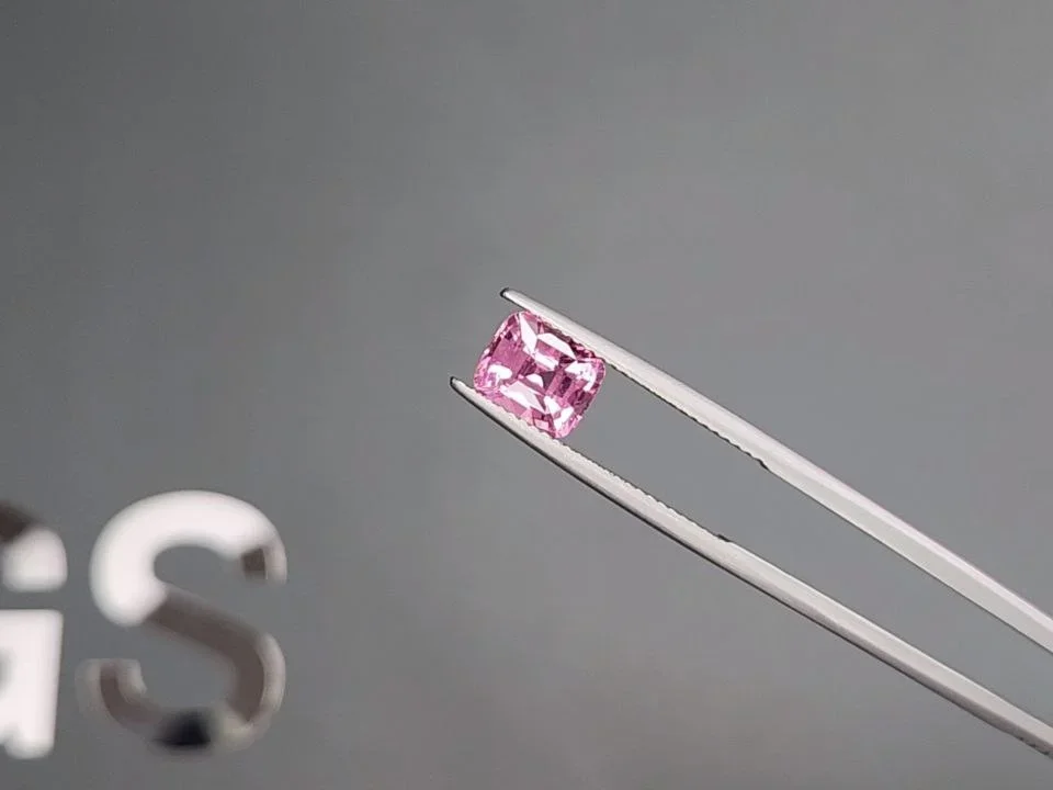 Pink Mahenge spinel in cushion cut 2.10 carats, Tanzania Image №3