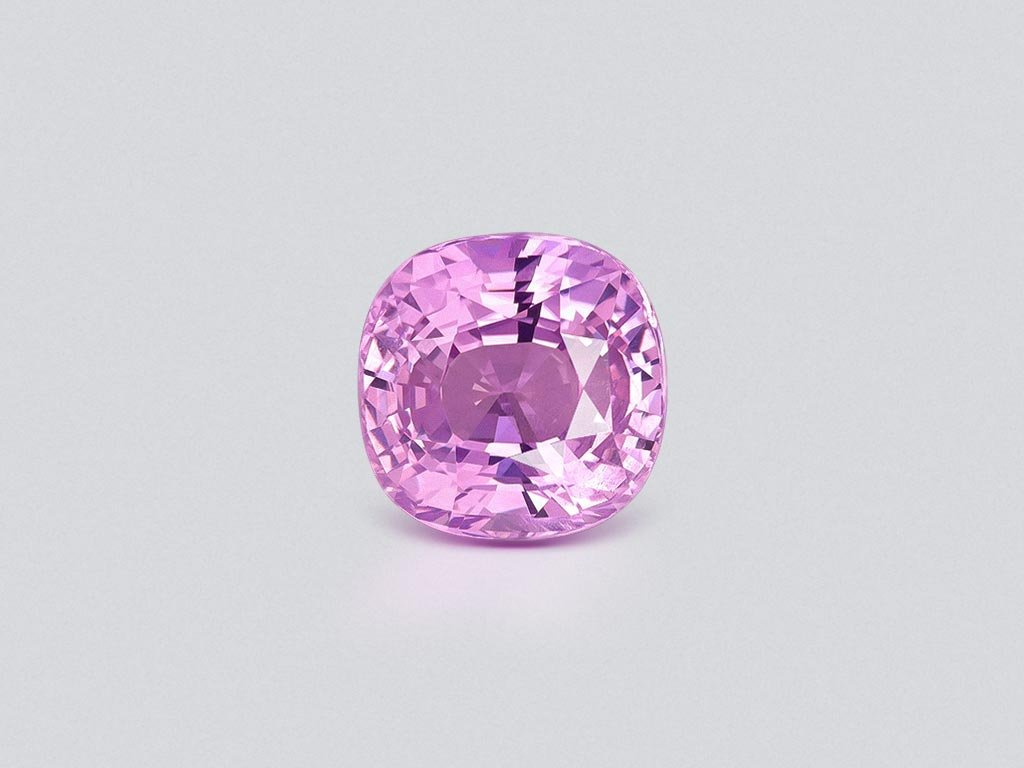 Unheated lavender sapphire in cushion cut 6.61 carats, Sri Lanka Image №1