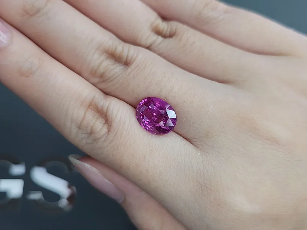 Pink sapphire in oval cut 6.10 carats, Sri Lanka Image №2