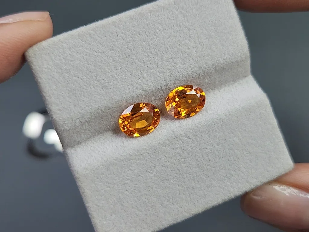 Pair of mandarin spessartines oval cut 3.19 carats, Nigeria Image №4