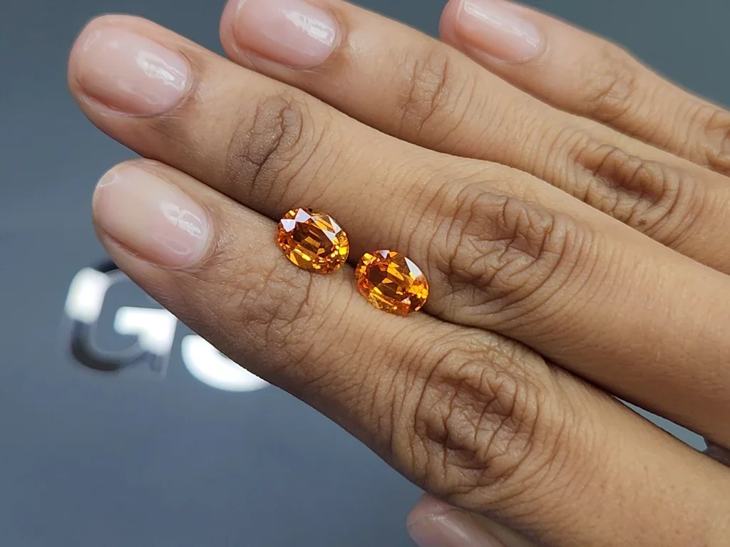 Pair of mandarin spessartines oval cut 3.19 carats, Nigeria Image №2