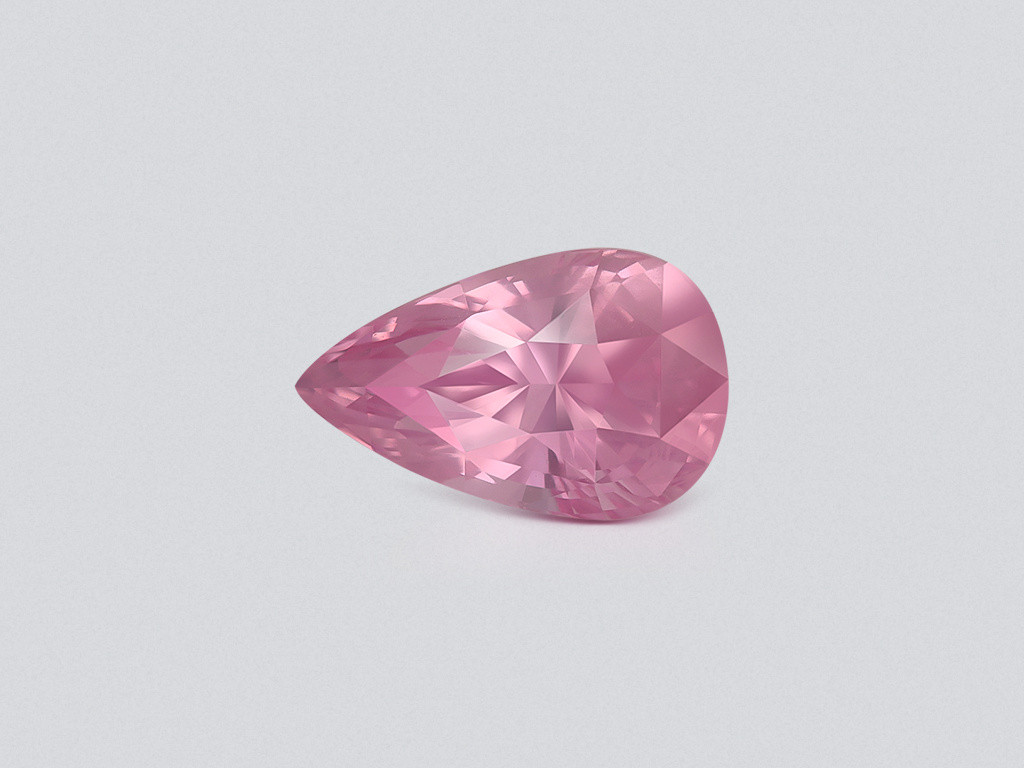 Unheated sapphire Padparadscha rutile silk effect pear cut 2.70 carats, Sri Lanka  Image №1