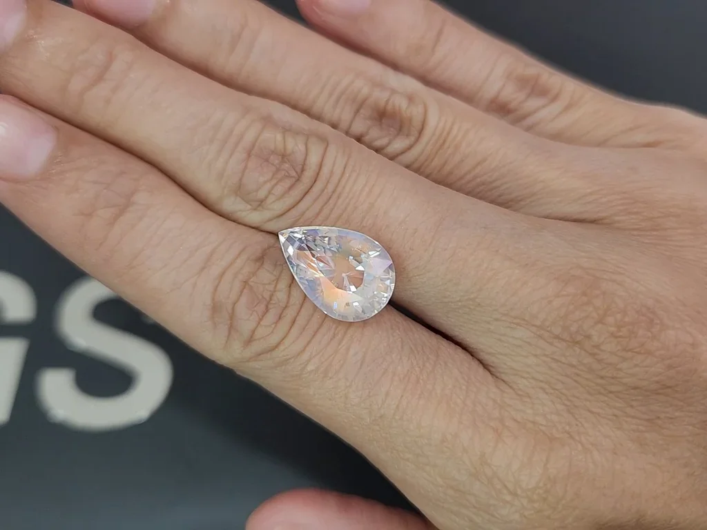 Rainbow moonstone pear cut 7.02 carats, Madagascar Image №2