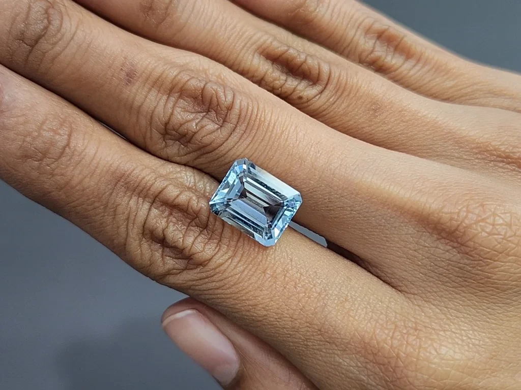 Aquamarine octagon cut 5.82 carats, Madagascar Image №2