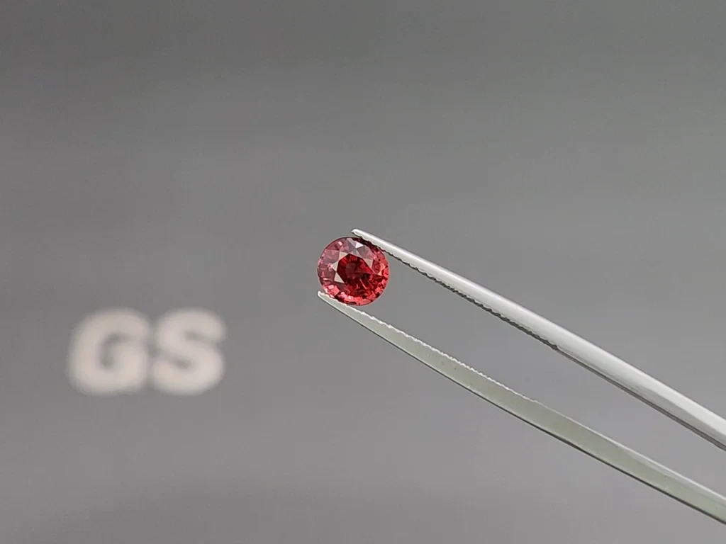Spinel orange red oval cut 1.13 carats, Vietnam Image №3