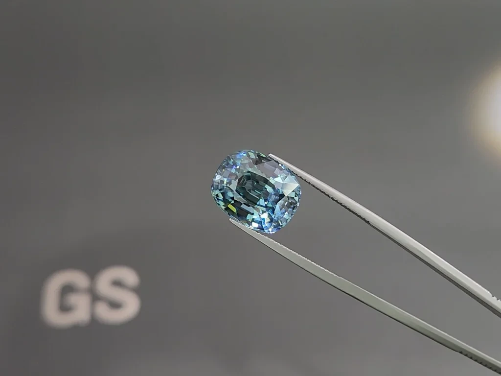 Unique Color-Change Violet to Green Vibrant zircon in cushion cut 15.20 carats, Burma Image №7