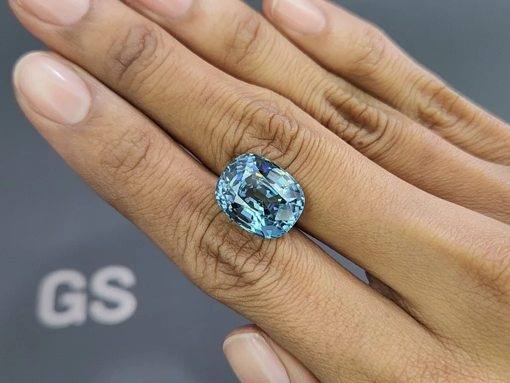 Unique Color-Change Violet to Green Vibrant zircon in cushion cut 15.20 carats, Burma Image №2