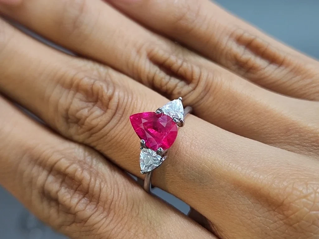 Unheated ruby pear cut 2.53 carats, Mozambique Image №5