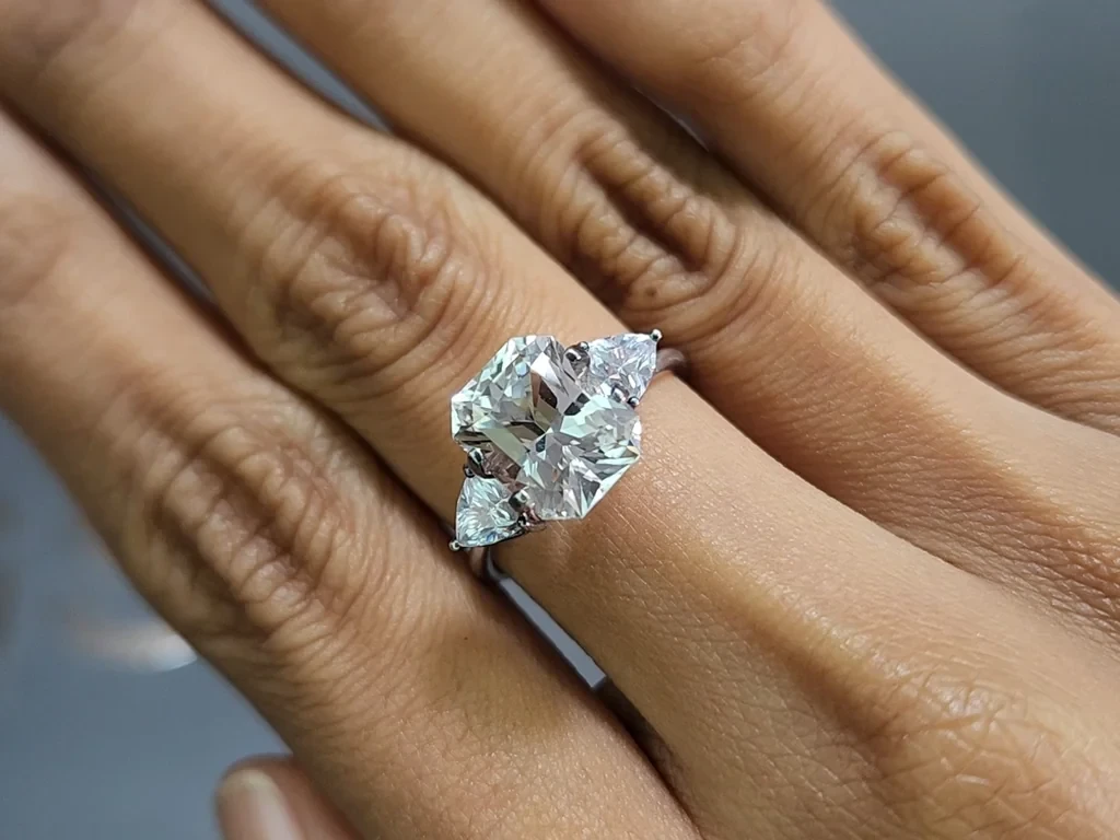Kunzite radiant cut 3.73 carats, Pakistan Image №5