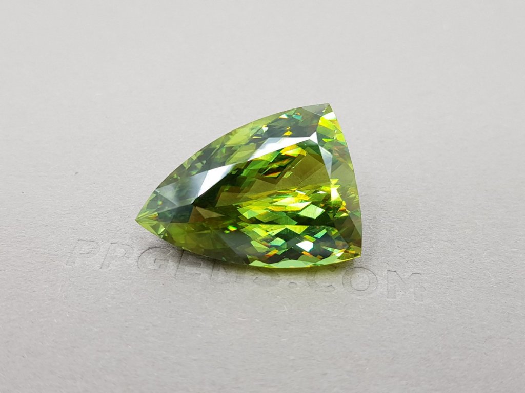 Large green sphene 36.41 ct, Zimbabwe Image №3