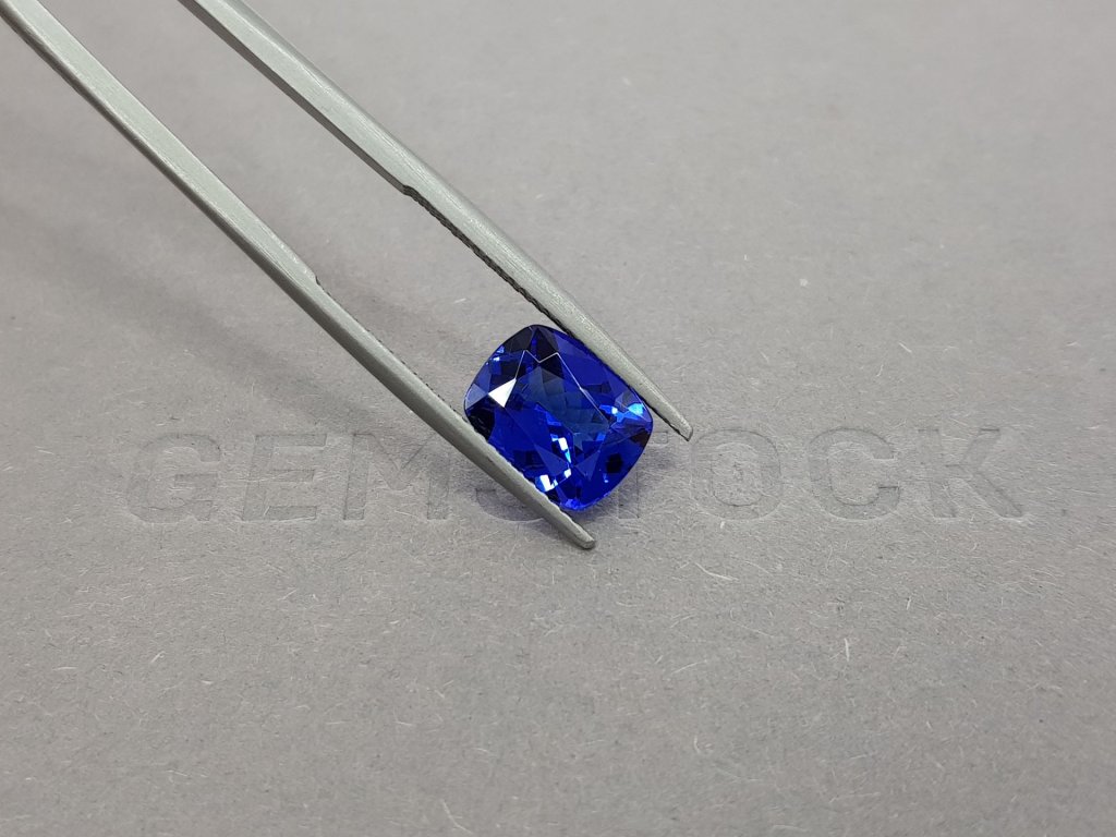 Cushion cut blue tanzanite 2.76 ct Image №4