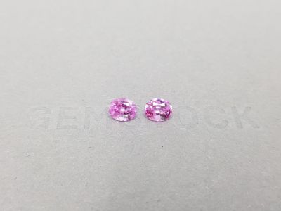 Pair of unheated oval cut pink sapphires 1.37 ct, Madagascar photo