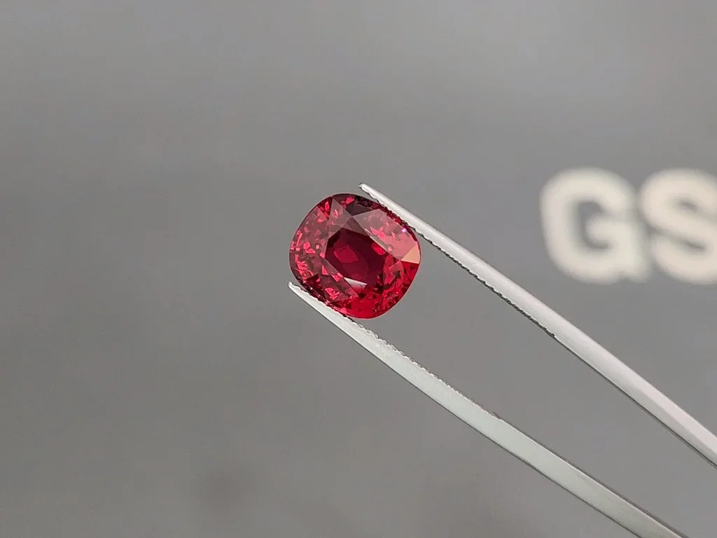 Super rare vivid vibrant red spinel in cushion cut 5.22 carats from Vietnam Image №3