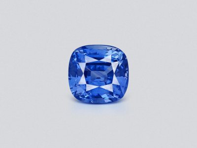 Unheated cushion cut Cornflower Blue sapphire 13.35 carats, Sri Lanka photo