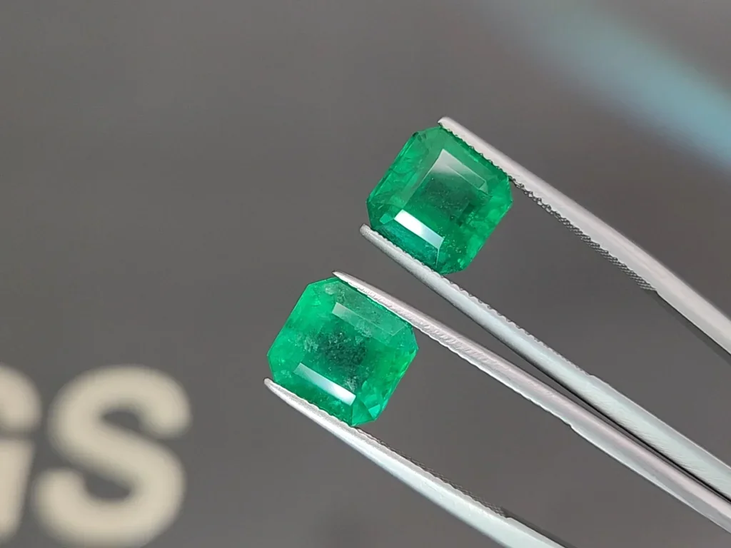 Pair of emeralds Vivid Green asscher cut 8.15 carats, Zambia Image №3