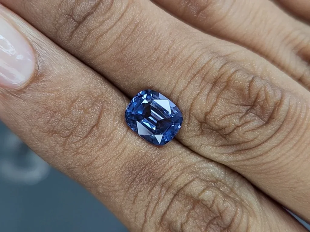 Blue spinel cushion cut 2.07 carats, Tanzania Image №2