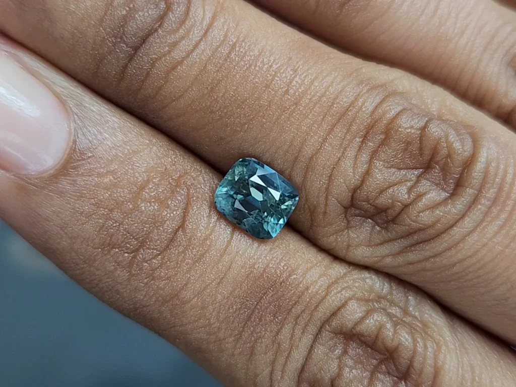 Sapphire Teal cushion cut 1.71 carats, Madagascar Image №2