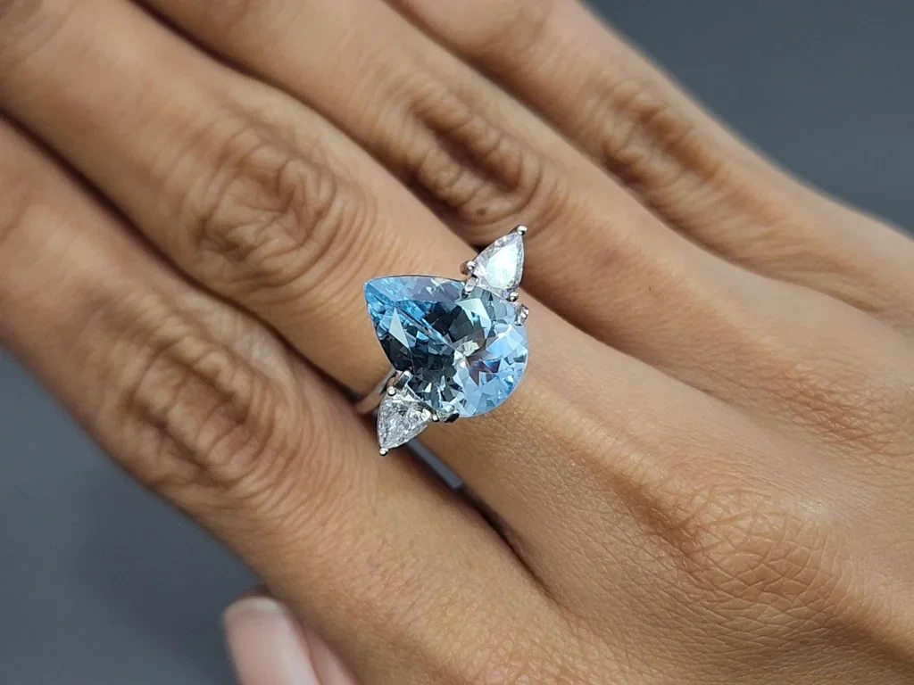 Aquamarine pear cut 4.08 carats, Madagascar Image №5