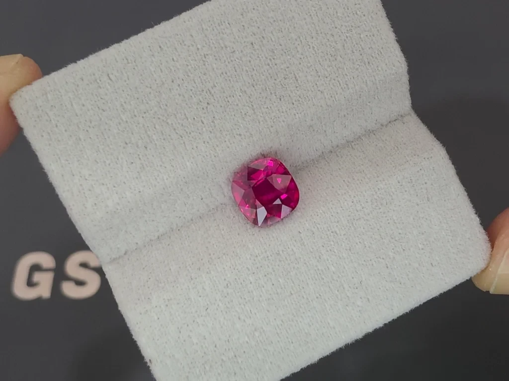 Unheated ruby Pigeon’s Blood cushion cut 2.01 carats, Mozambique Image №5