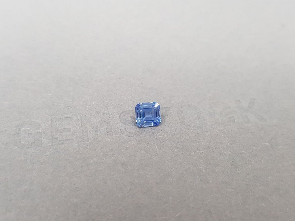 Unheated octagon-cut sapphire from Sri Lanka 0.73 ct Image №2